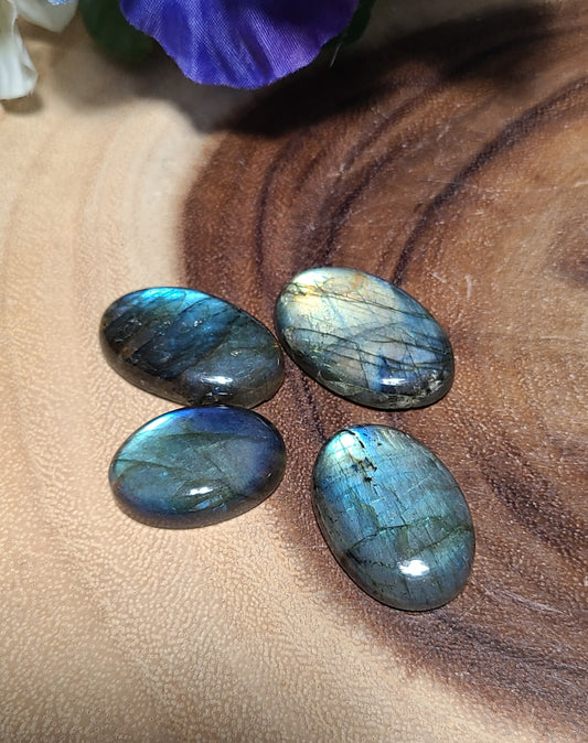 Labradorite Cabochons / Flatbacks