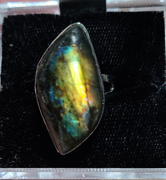 Flashy Labradorite Flame Rings