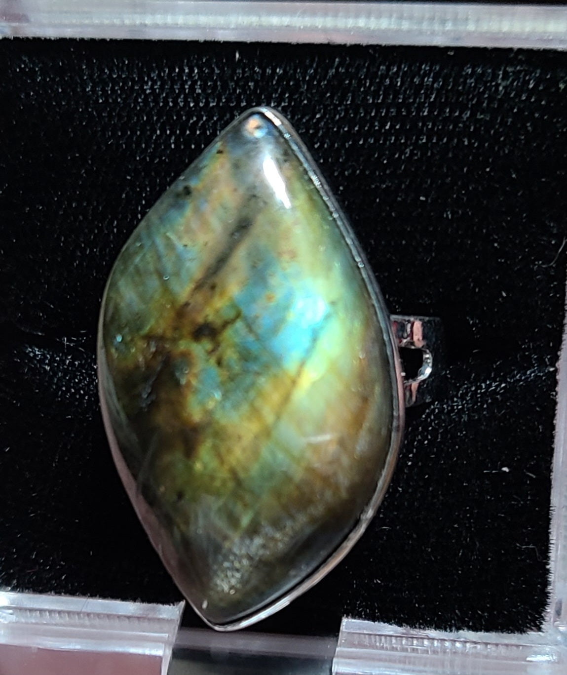 Flashy Labradorite Flame Rings