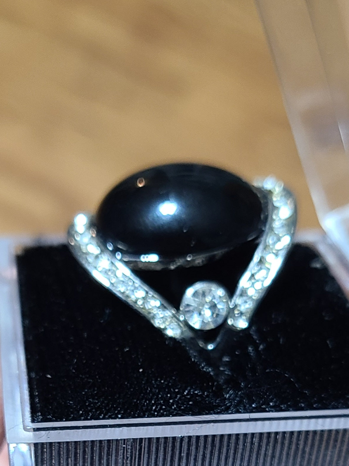 Polished Elite Shungite & Moissanite Ring - Size 8