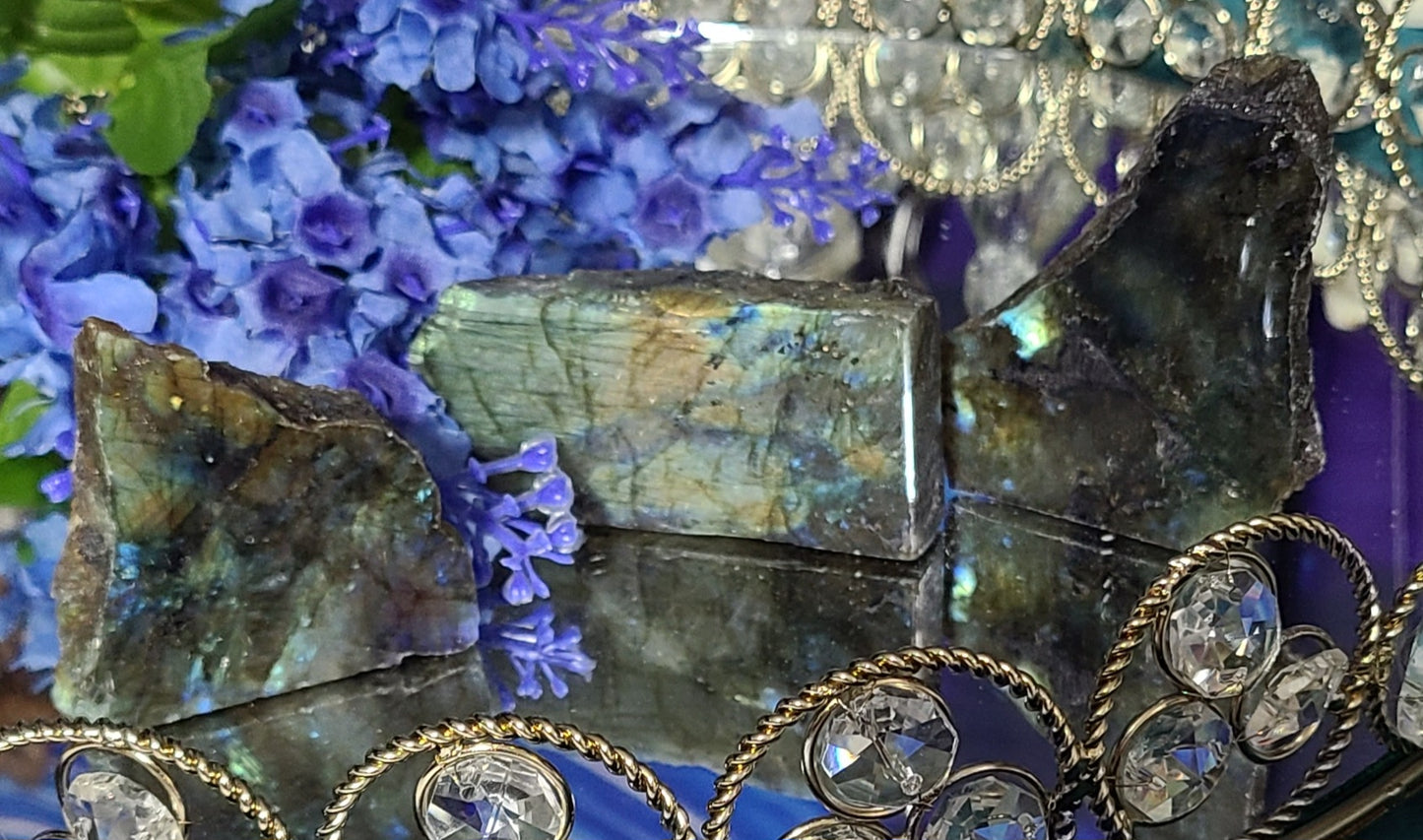 Super-Flashy, High-Quality Labradorite Slabs