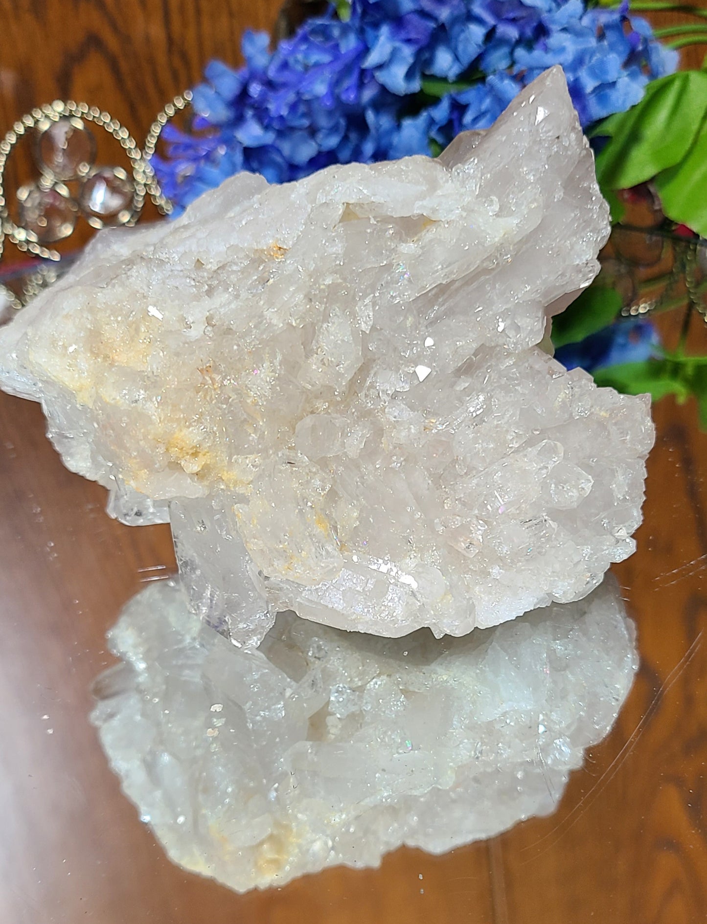 Large Quartz Point Cluster