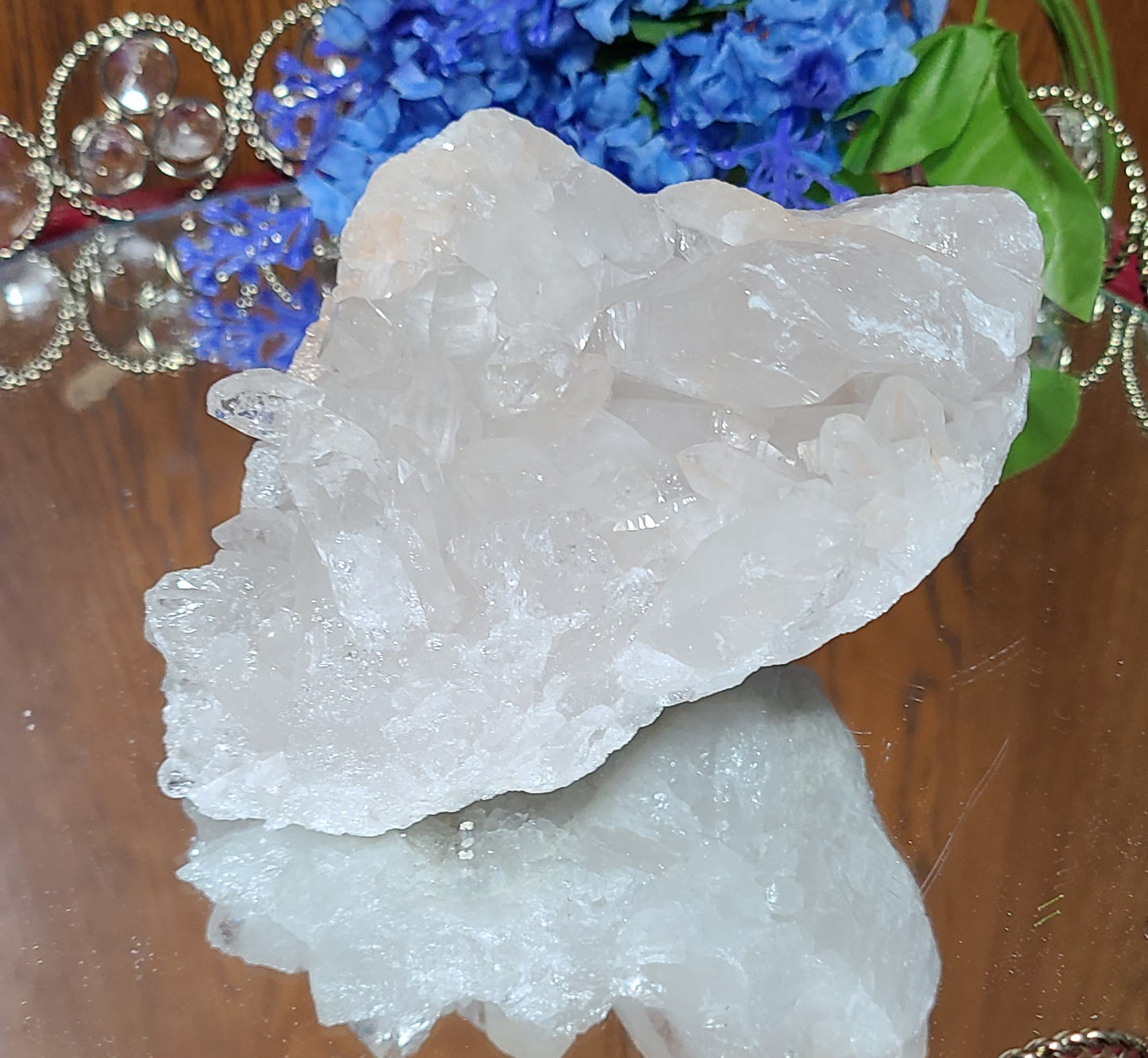 Large Quartz Point Cluster