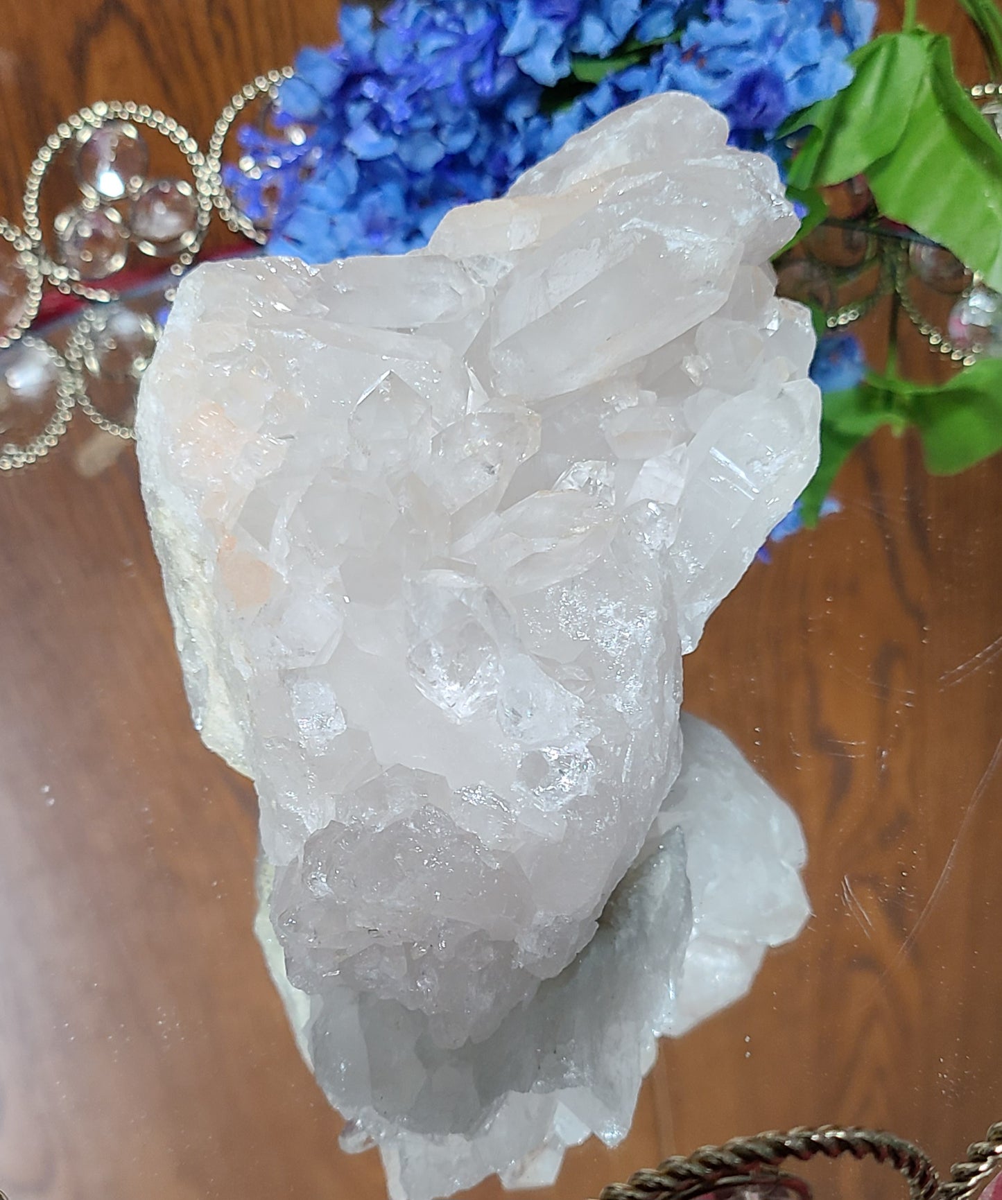 Large Quartz Point Cluster