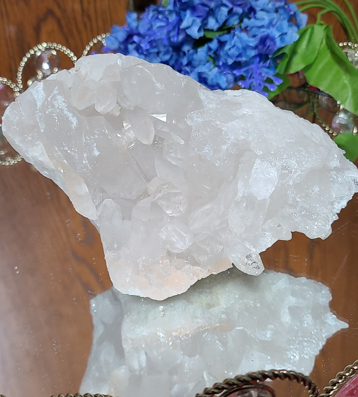 Large Quartz Point Cluster