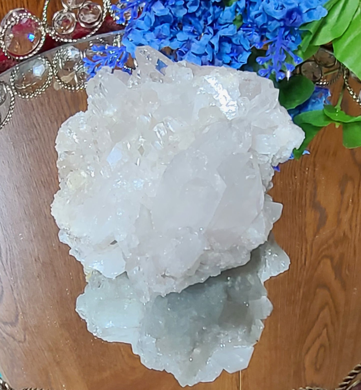 Massive Quartz Multi-Point Cluster