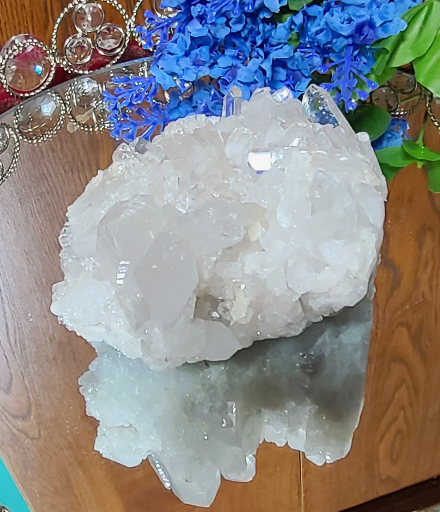 Massive Quartz Multi-Point Cluster