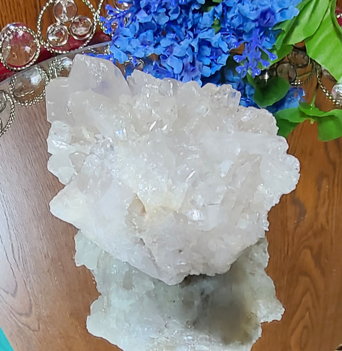 Massive Quartz Multi-Point Cluster