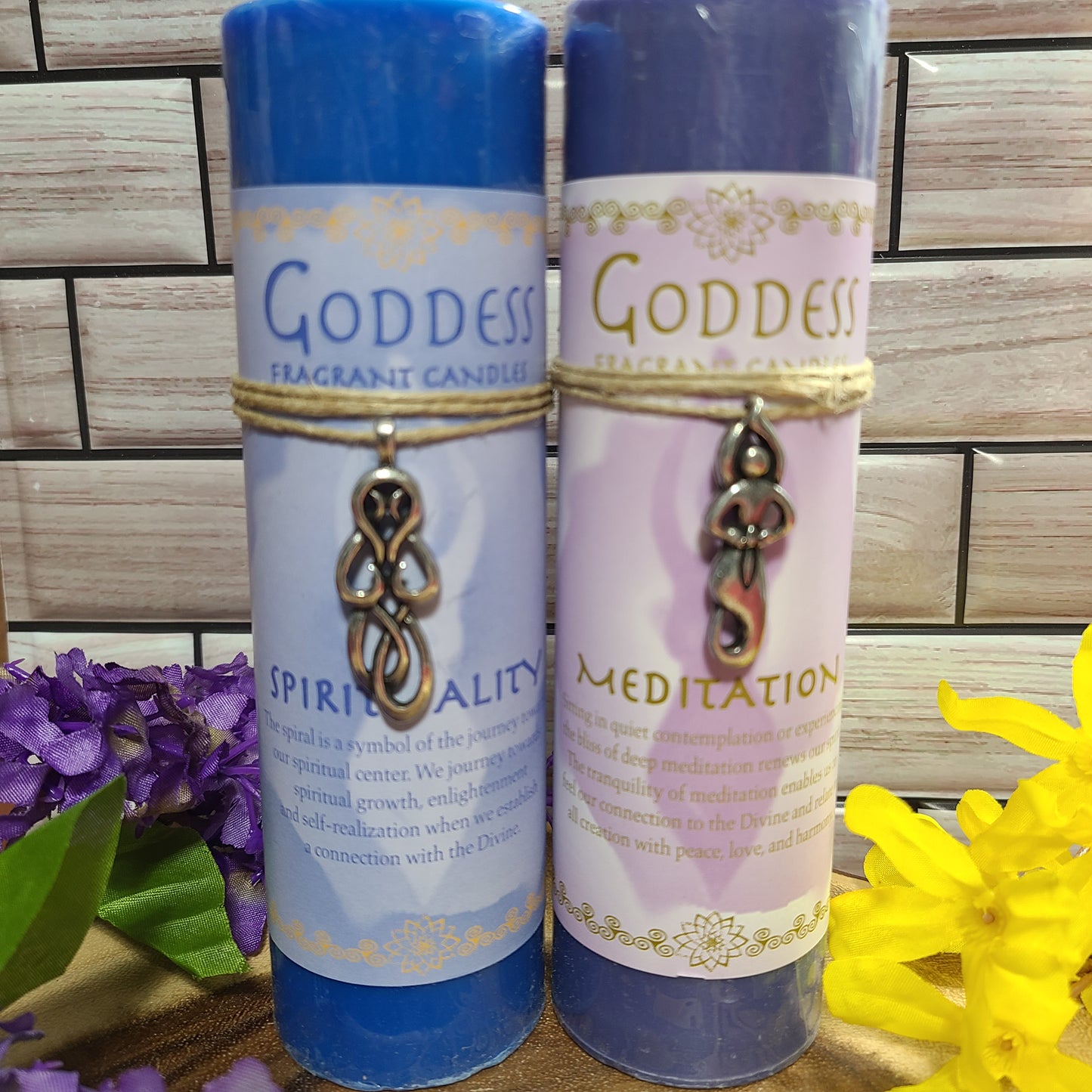 Scented Goddess Pillar Candles & Pendant Set