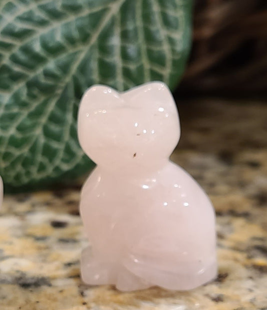 Carved Rose Quartz Kitty Cat